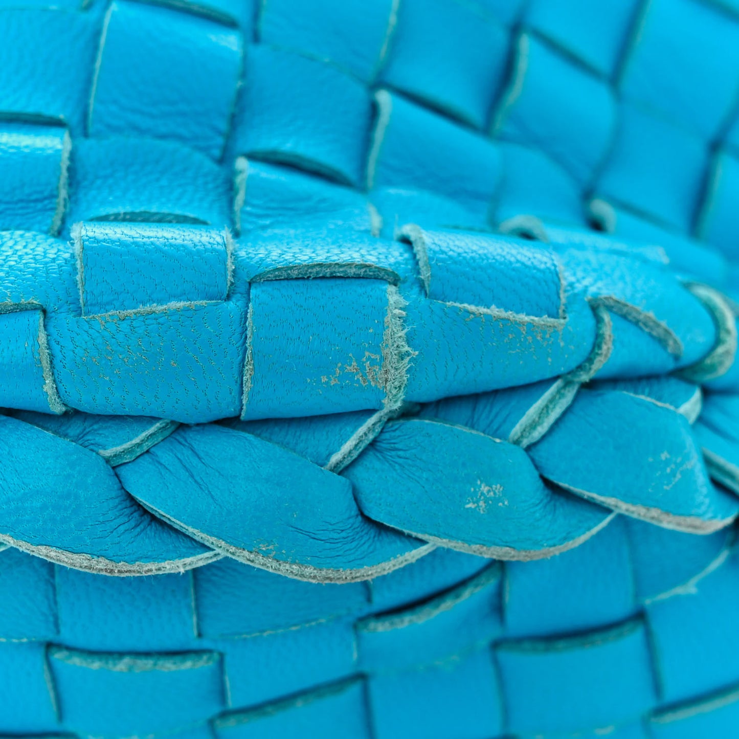 Nappa Intrecciato Medium Veneta Hobo Turquoise