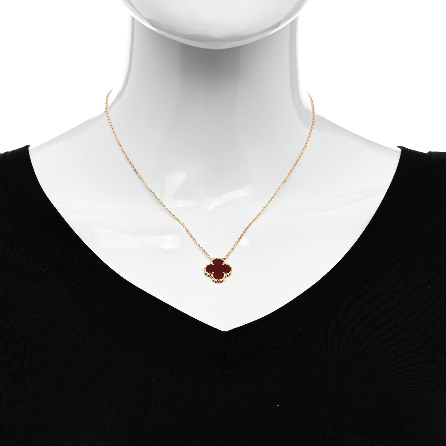 18K Yellow Gold Carnelian Vintage Alhambra Pendant Necklace