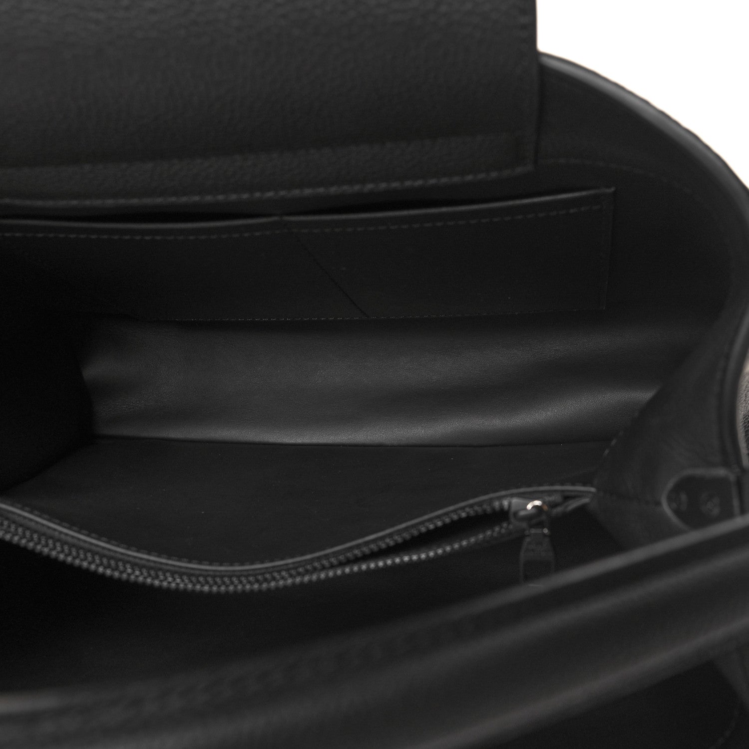 Louis Vuitton Taurillon Capucines GM Souple Matte Black 6 of 10