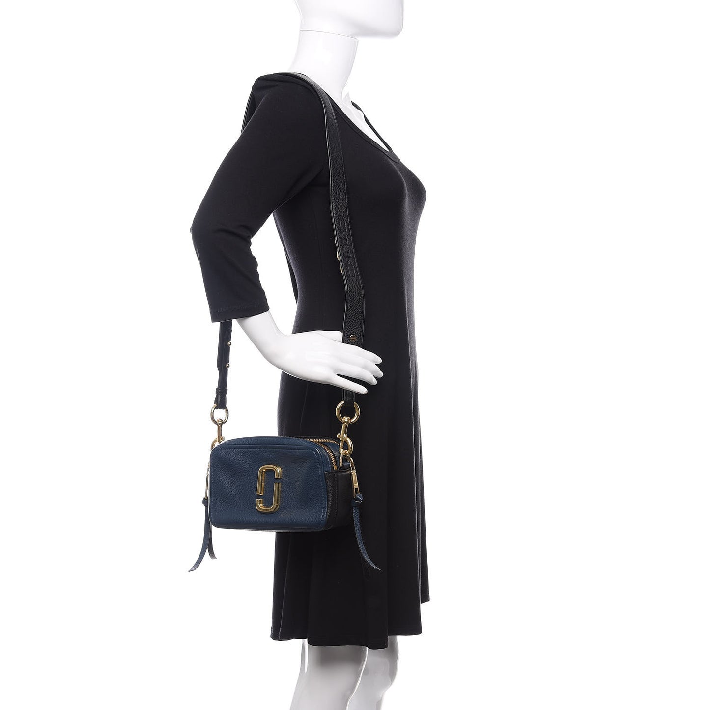 Supple Natural Grain Calfskin Softshot 21 Crossbody Bag Navy