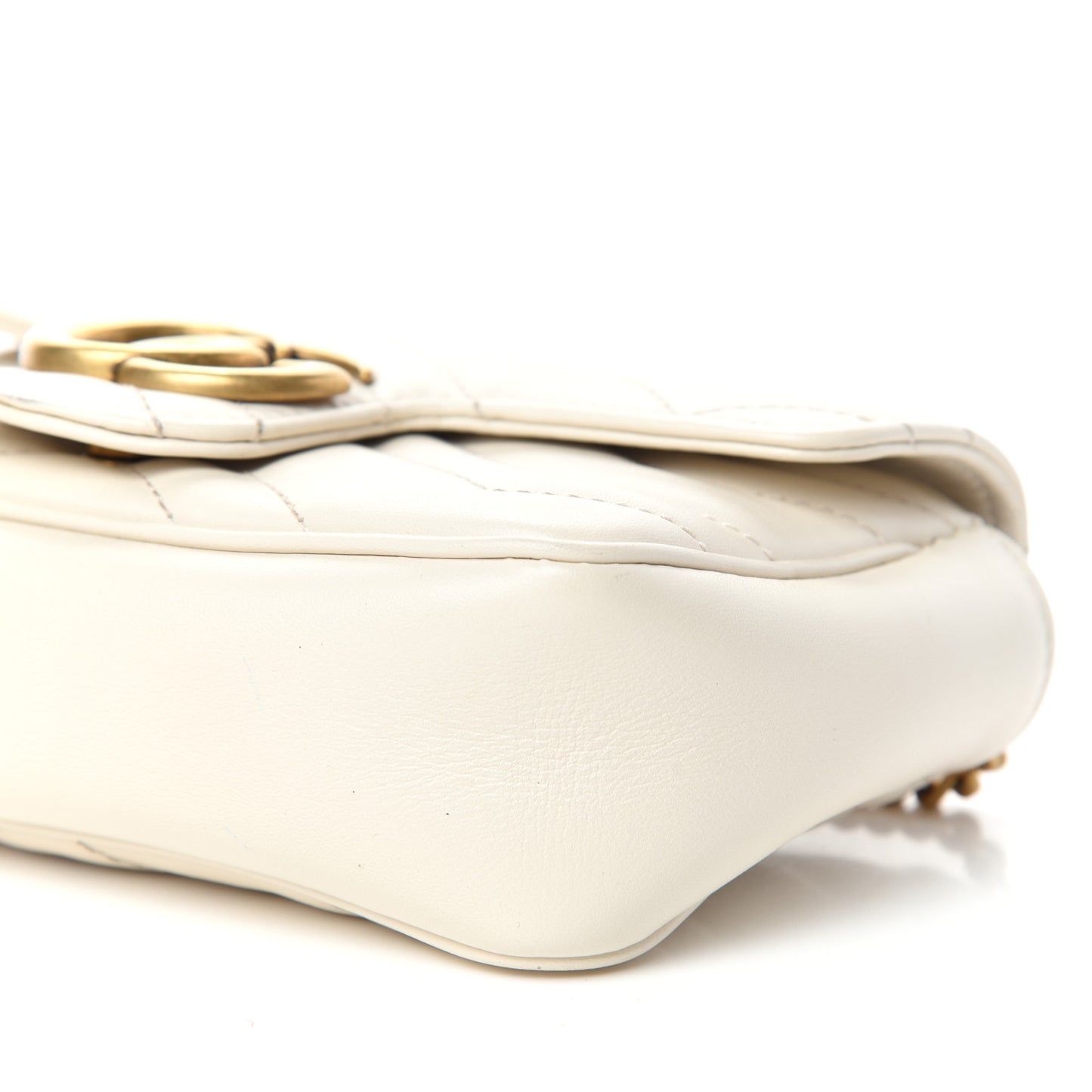 Calfskin Matelasse Super Mini GG Marmont Shoulder Bag White