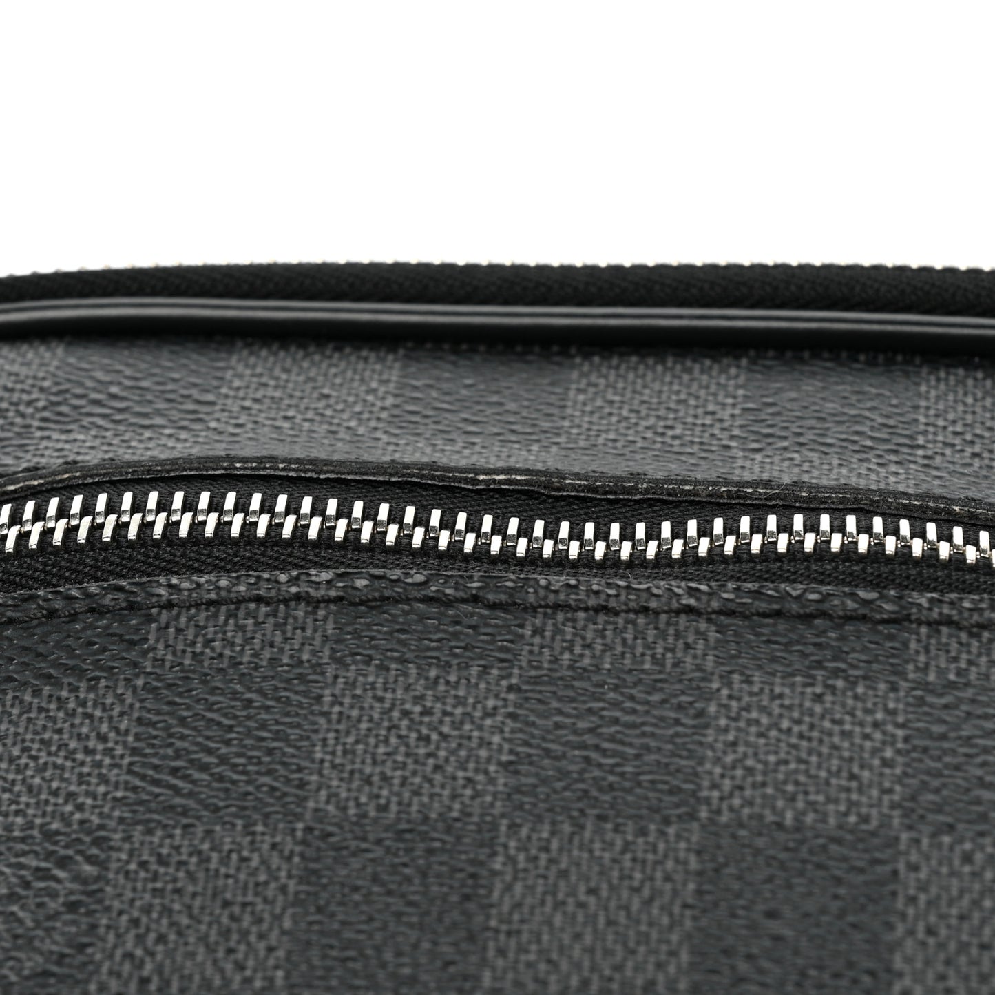 Damier Graphite Ambler
