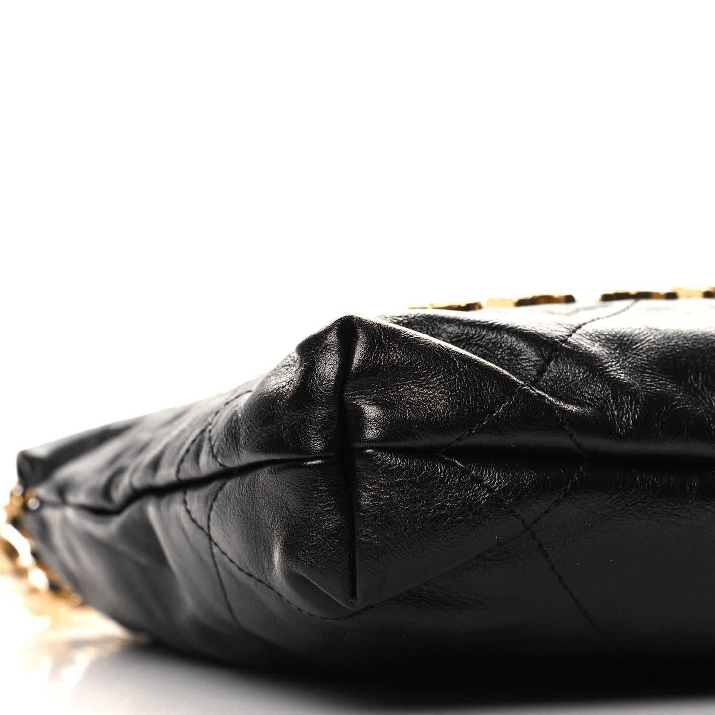 Shiny Crumpled Calfskin Quilted Pearl Mini Chanel 22 Black