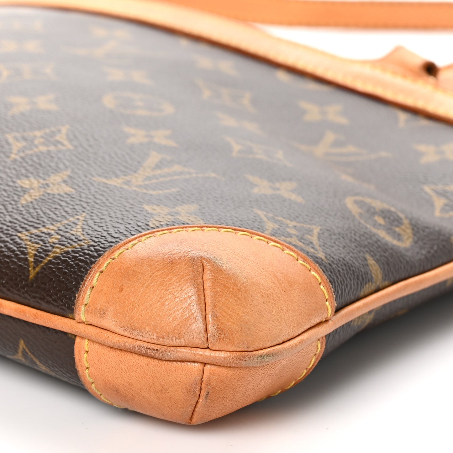 Monogram Sac Coussin GM