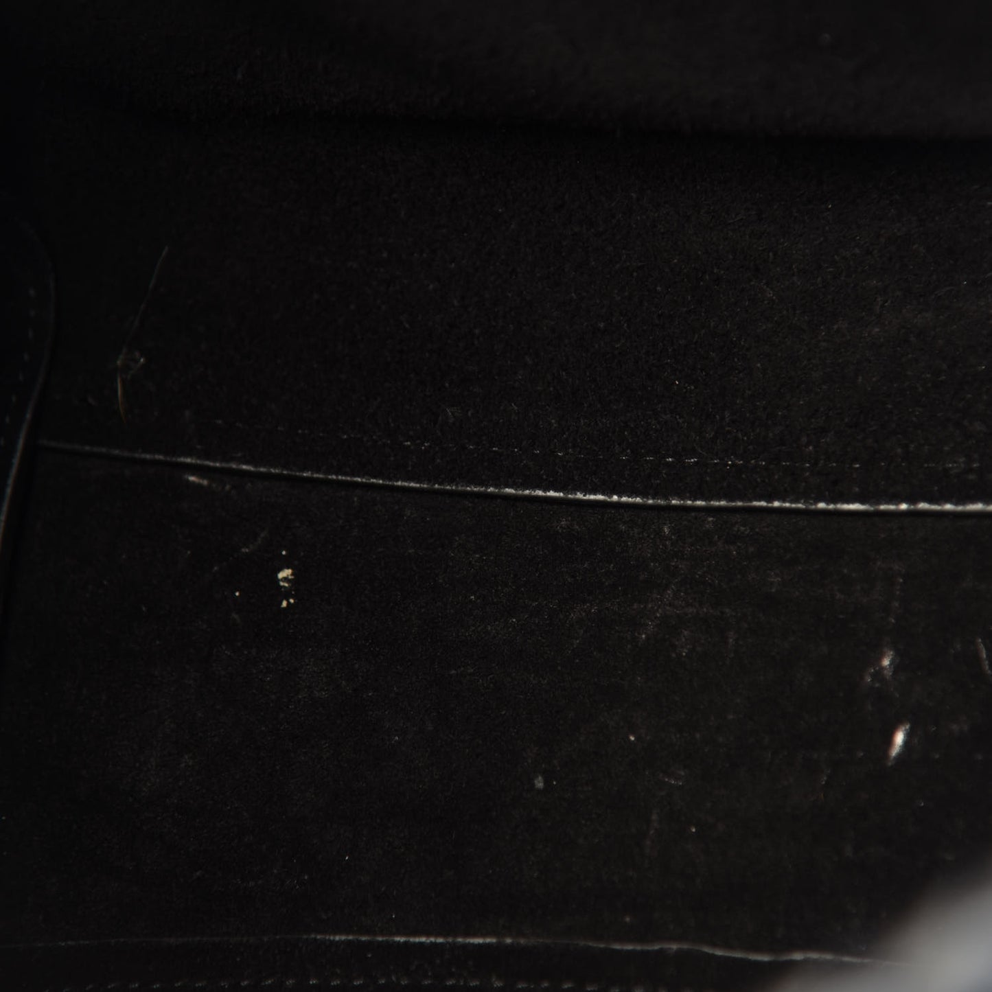 Heavy Grain Small Iris Tote Black