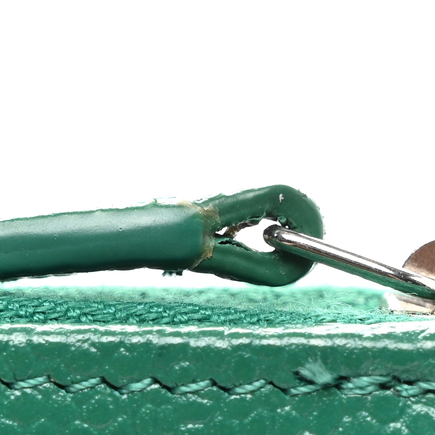 Caviar Quilted Zip Card Holder Green
