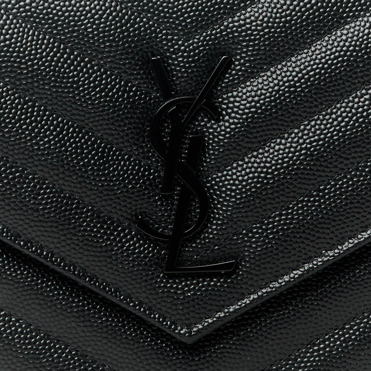 Saint Laurent Grain De Poudre Matelasse Chevron Monogram Monochrome Envelope Chain Wallet Black 7 of 9