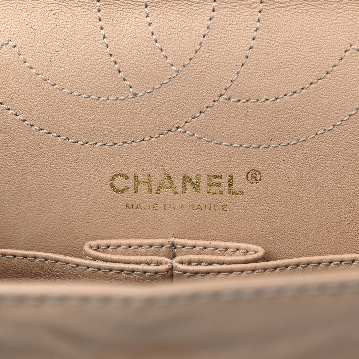 Chanel Distressed Patent Quilted 2.55 Reissue 226 Flap Beige 6 of 11