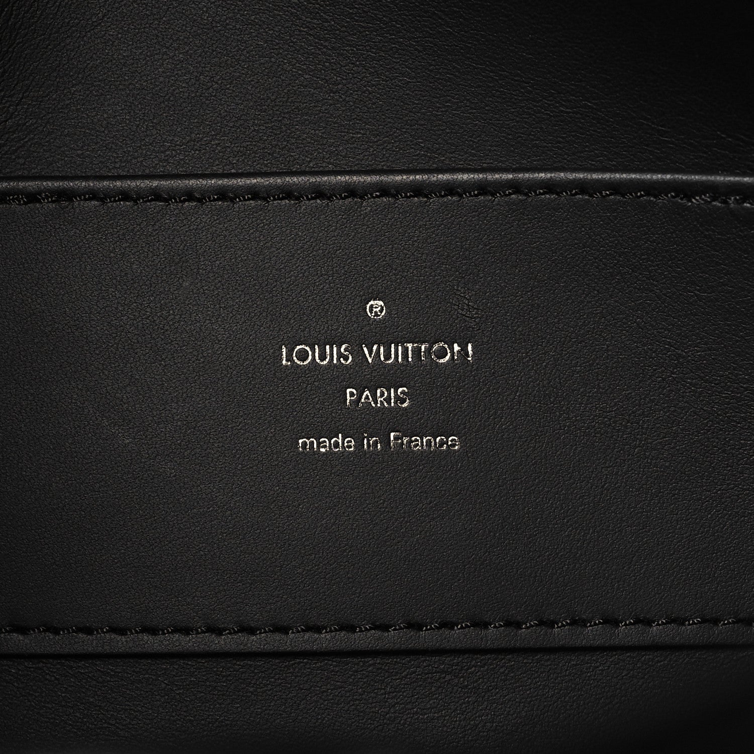 Louis Vuitton Taurillon Capucines GM Souple Matte Black 7 of 10