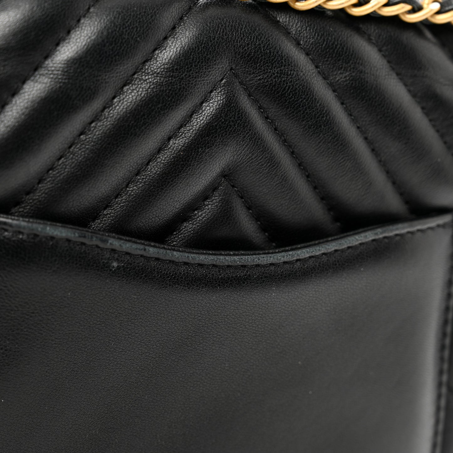 Lambskin Reverse Chevron Quilted Mini Round Top Handle Flap Black