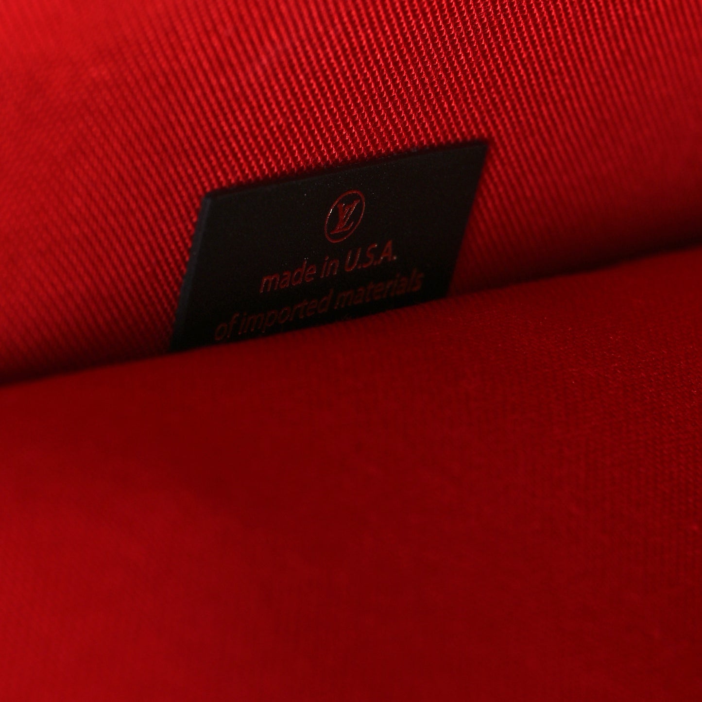 Reverse Monogram Giant Onthego MM