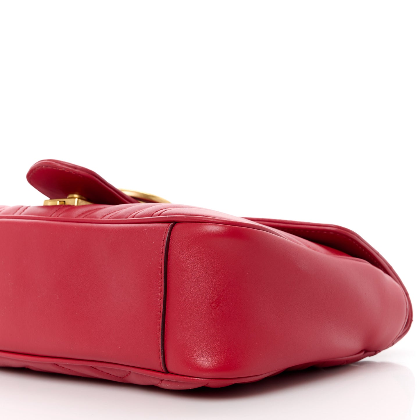 Calfskin Matelasse Small GG Marmont Shoulder Bag Hibiscus Red