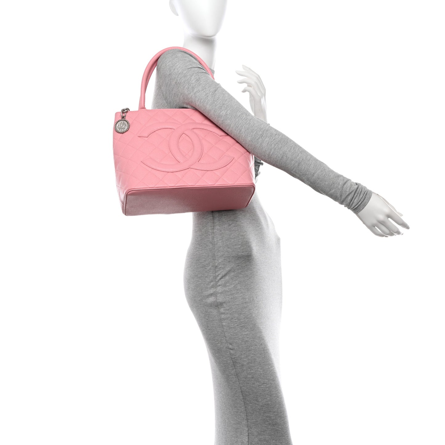 Caviar Quilted Medallion Tote Light Pink