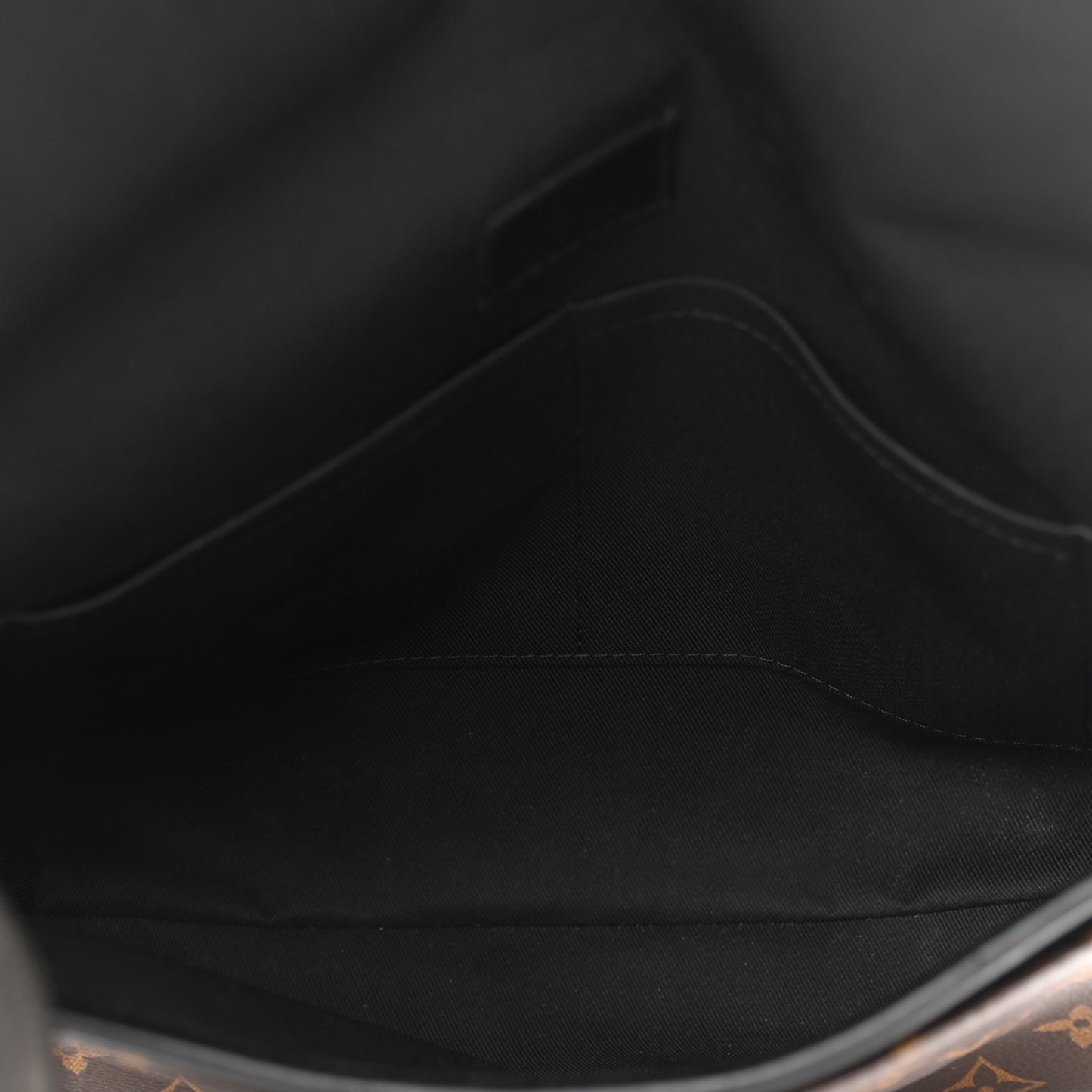 Monogram Macassar Magnetic Messenger