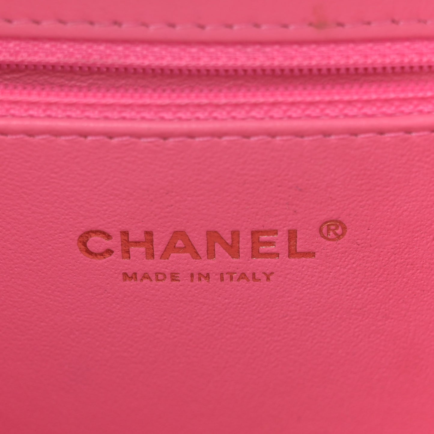 Caviar Quilted Medium CC Filigree Vanity Case Pink Green Blue