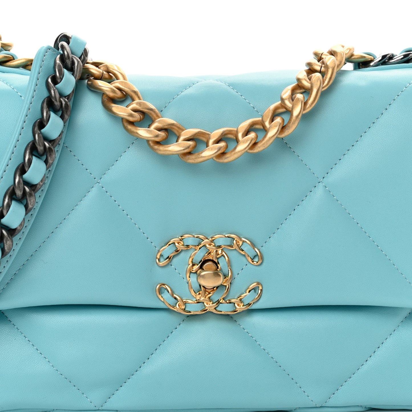 Shiny Lambskin Quilted Medium Chanel 19 Flap Light Blue