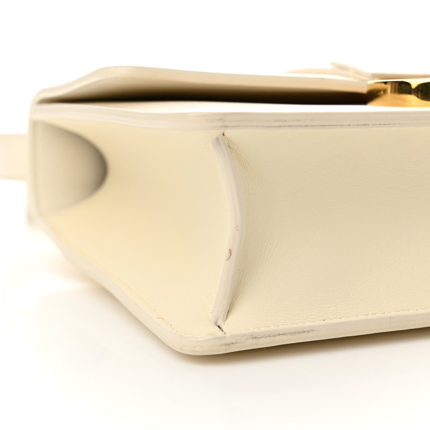 Box Calfskin 30 Montaigne Flap Bag Latte