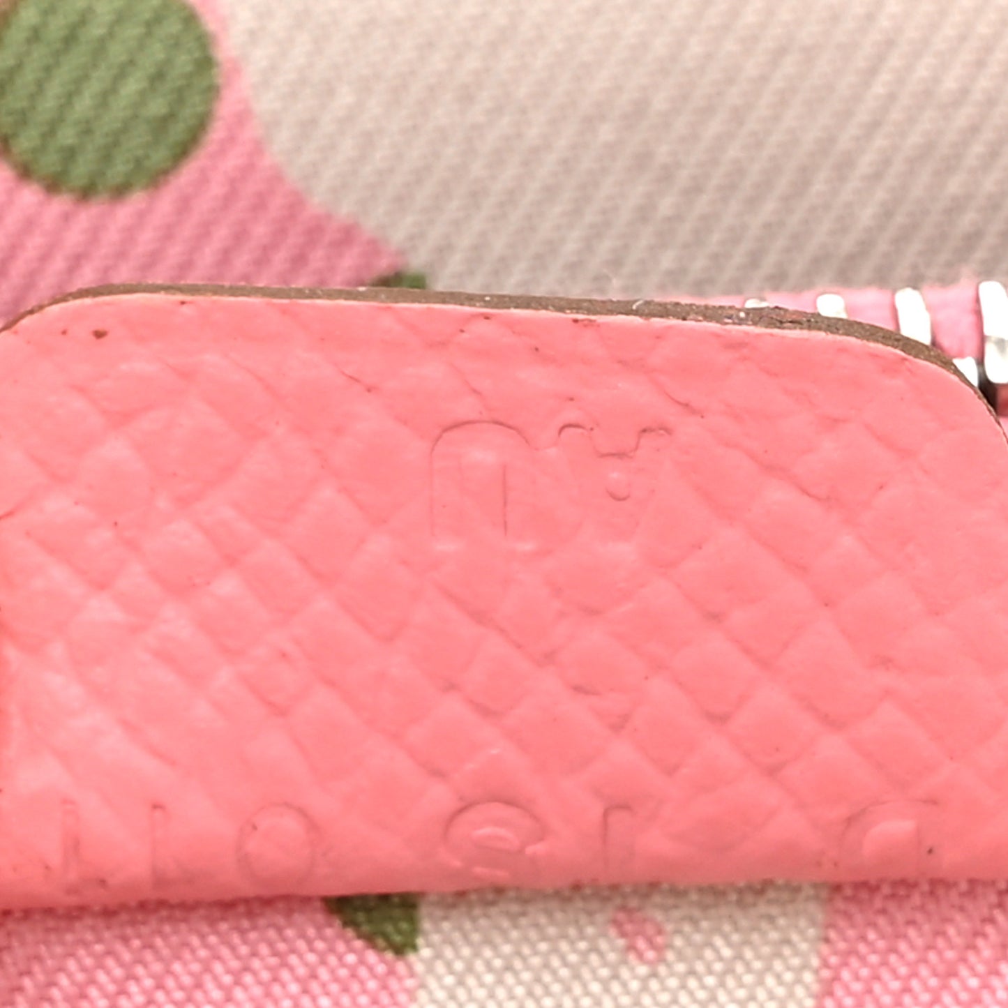 Epsom Silk'In Compact Wallet Rose Confetti