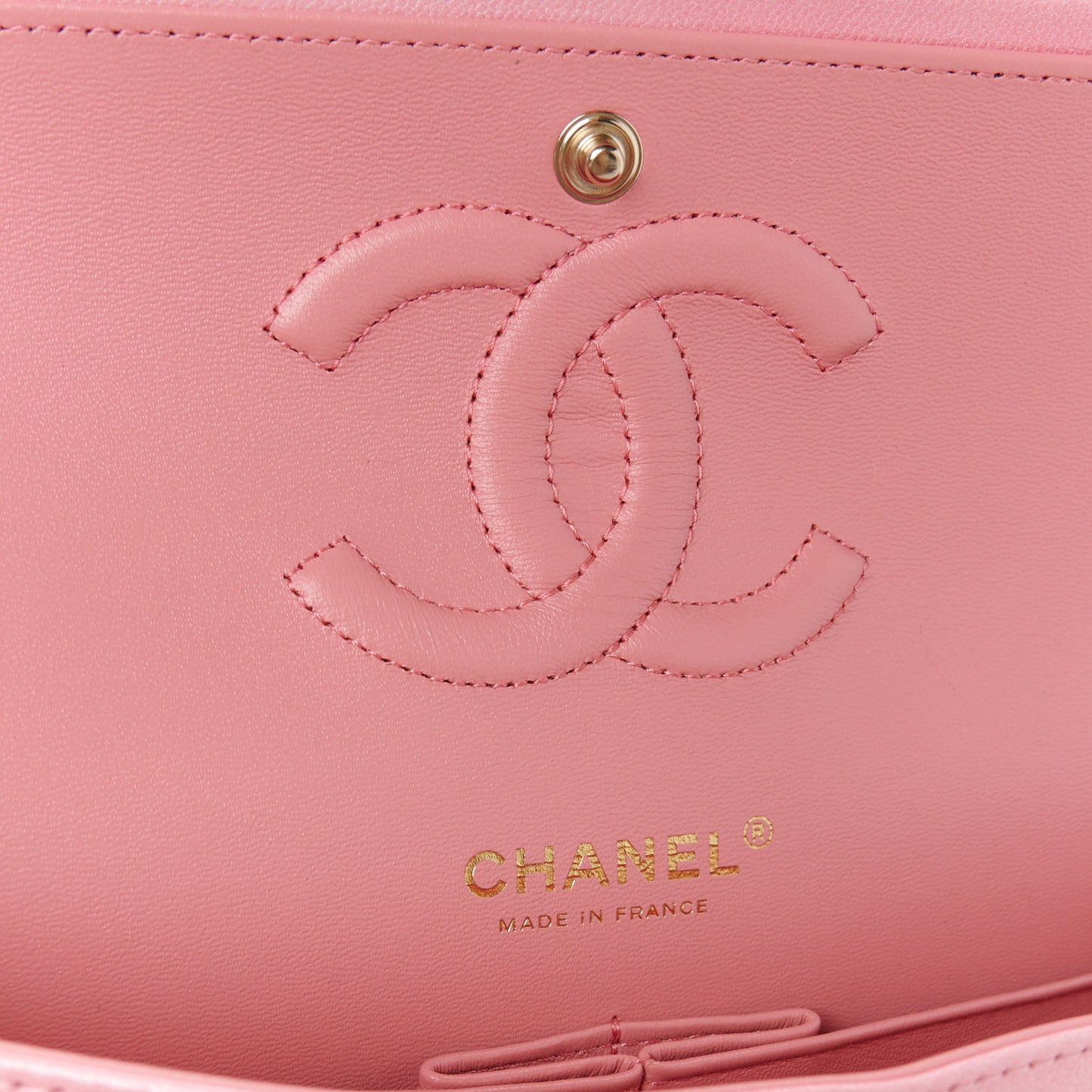 Pearly Lambskin Ombre Quilted Medium Double Flap Pink