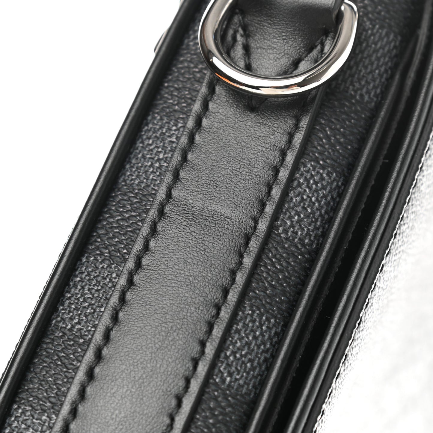 Damier Graphite 3D Studio Messenger