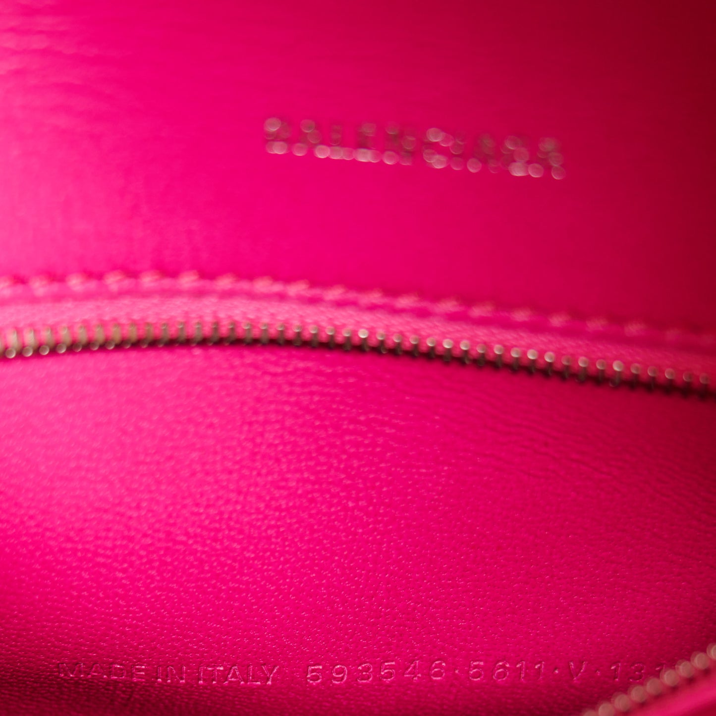 Shiny Box Calfskin Small Hourglass Top Handle Bag Acid Fuchsia