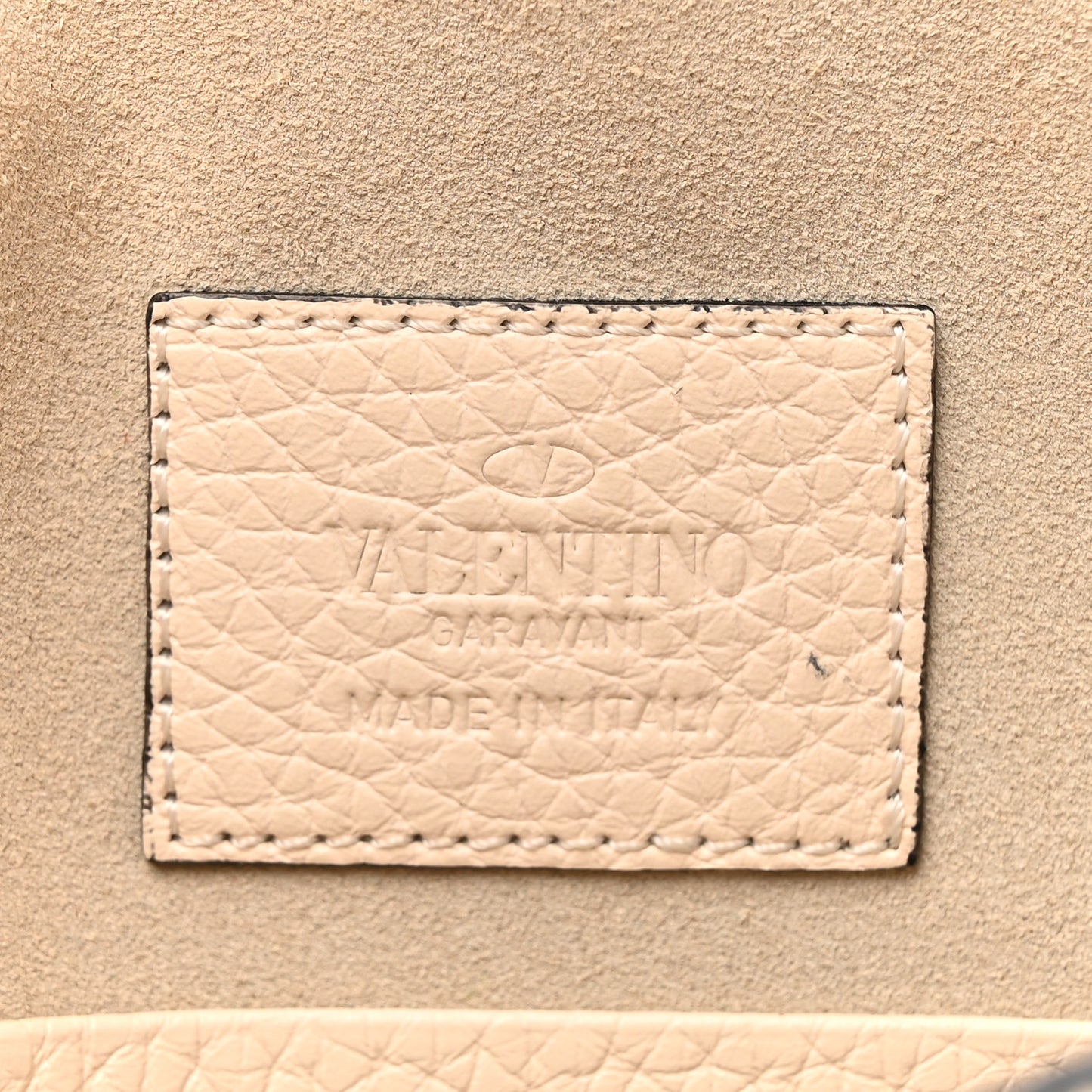 Pebbled Calfskin Medium Rockstud Envelope Flat Wristlet Pouch Ivory