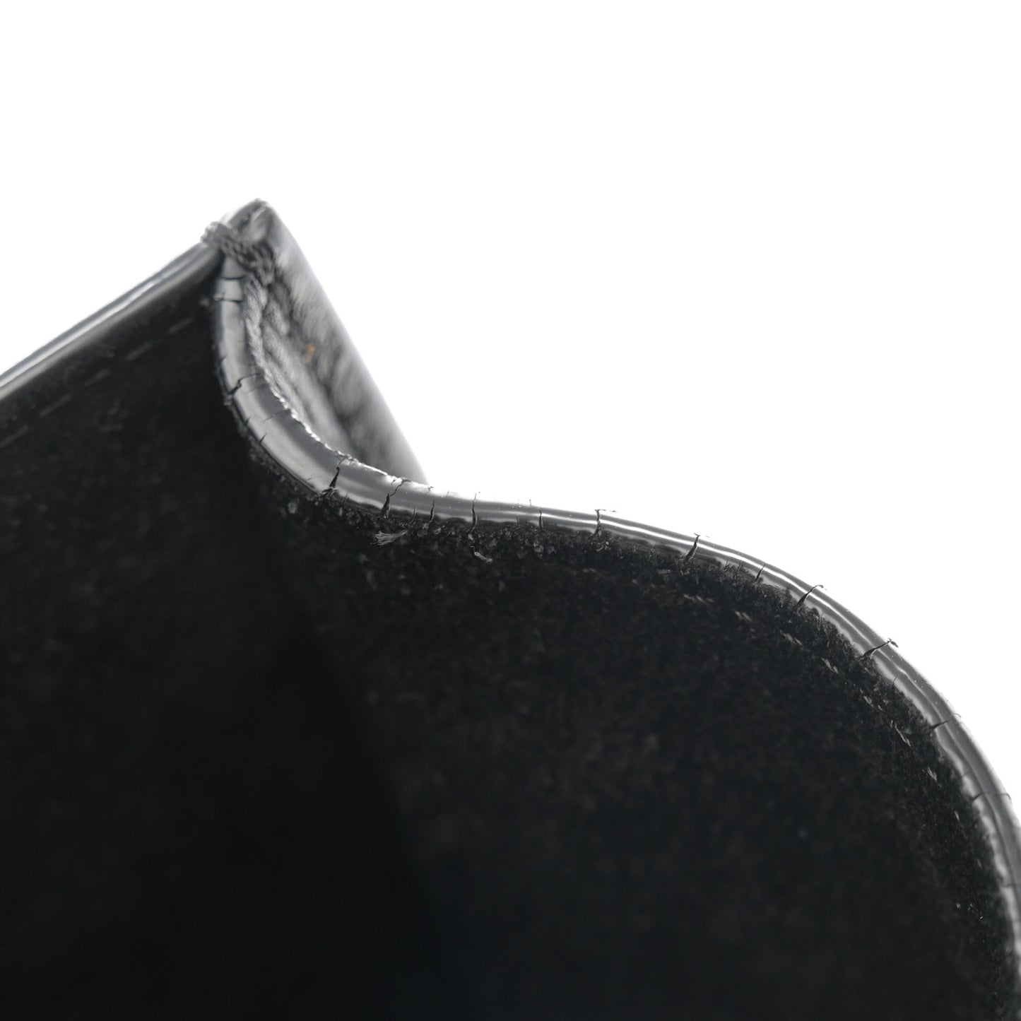 Supple Calfskin Medium Phantom Luggage Black