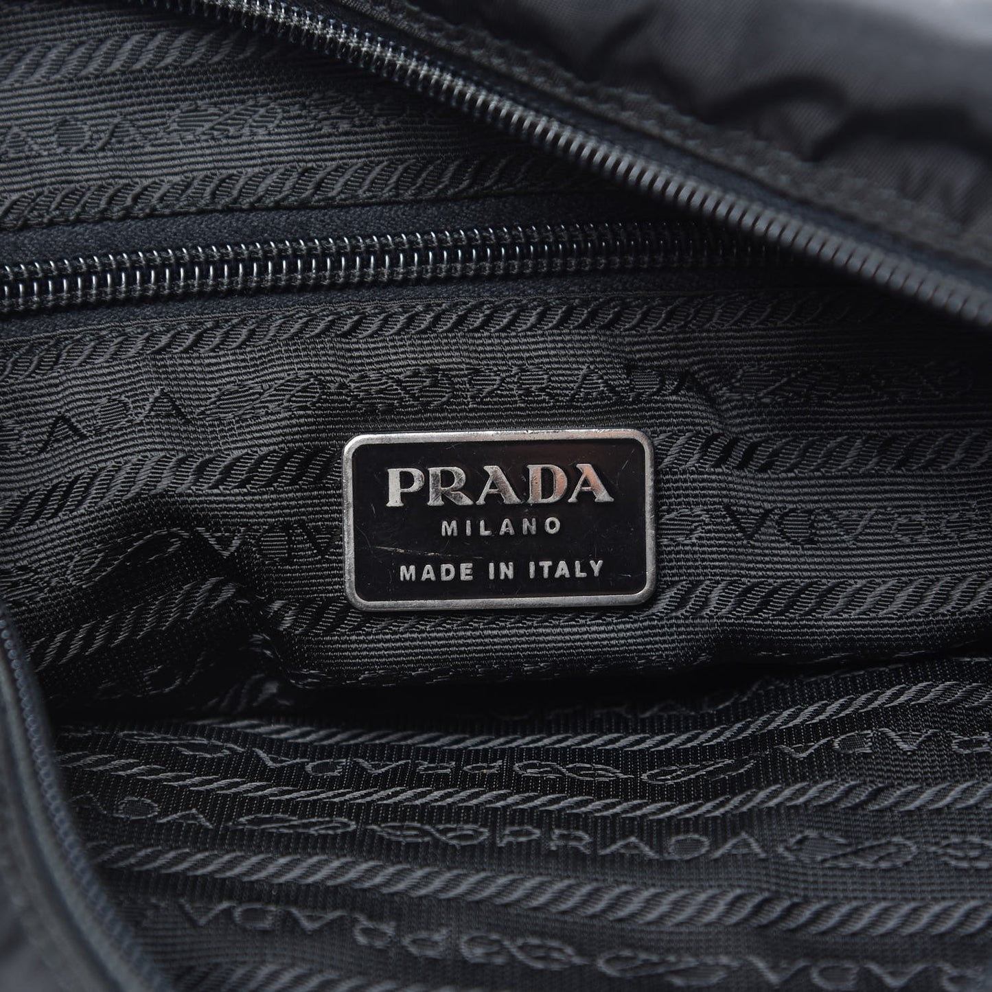 Tessuto Nylon Messenger Bag Black