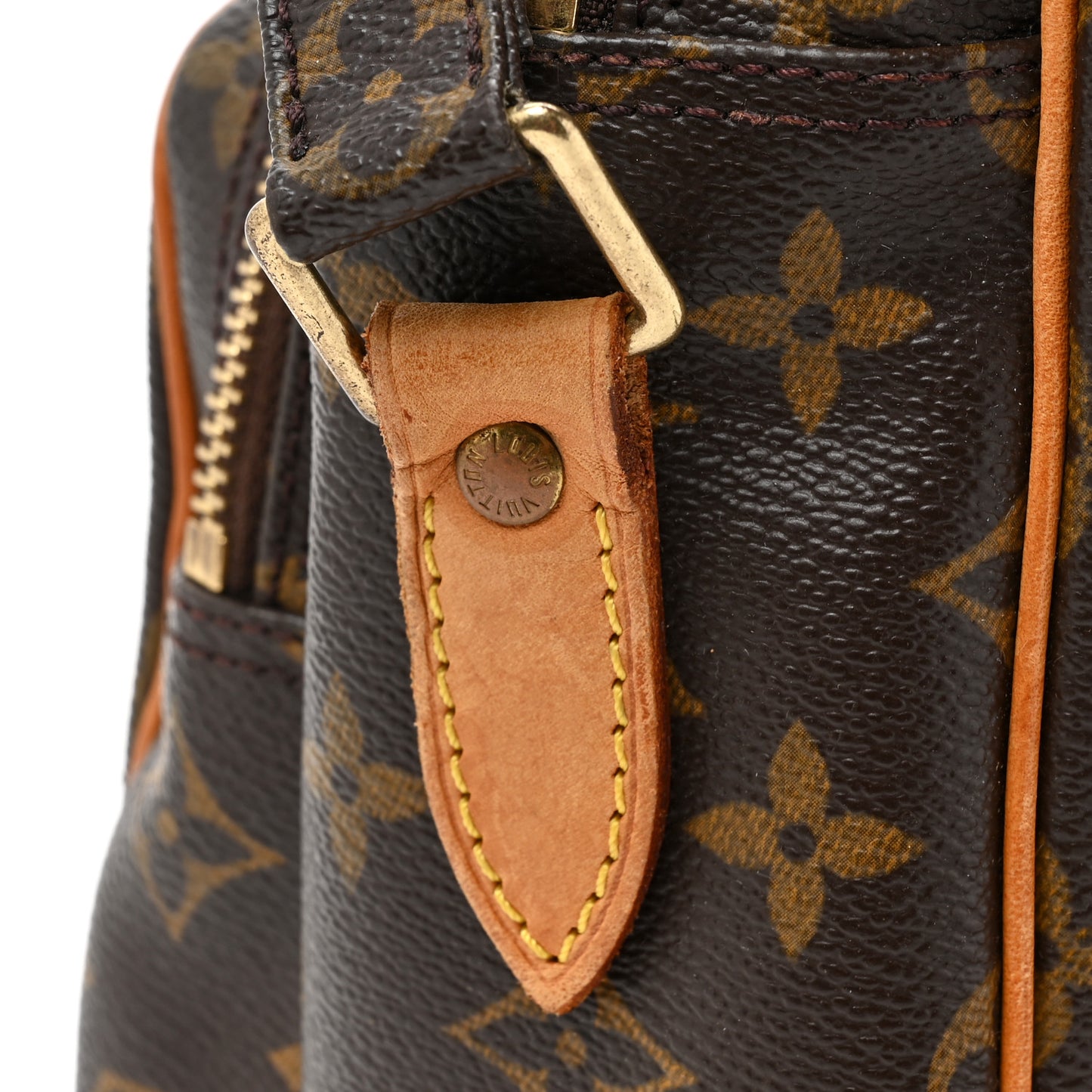 Monogram Nil 28
