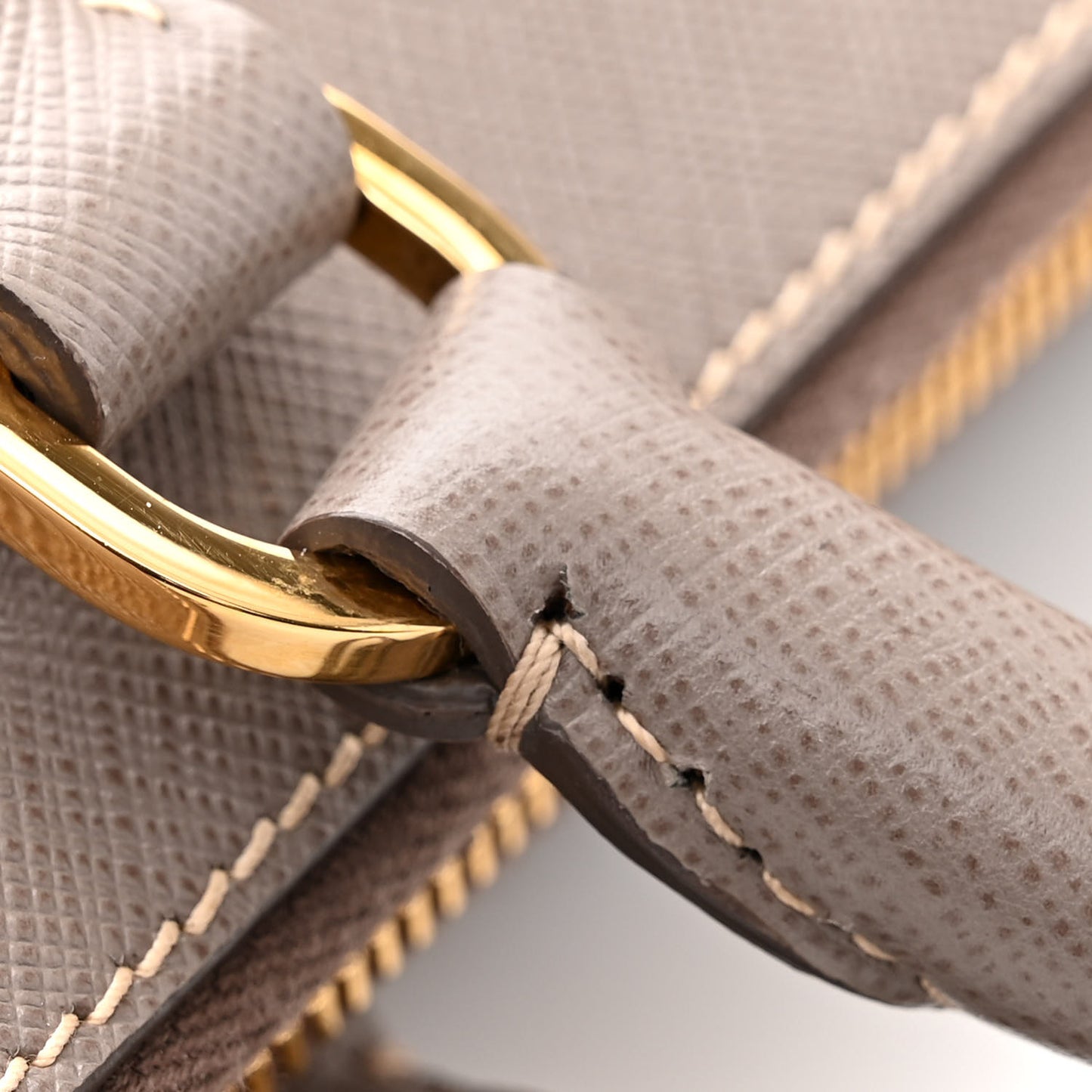 Saffiano Medium Galleria Double Zip Tote Argilla