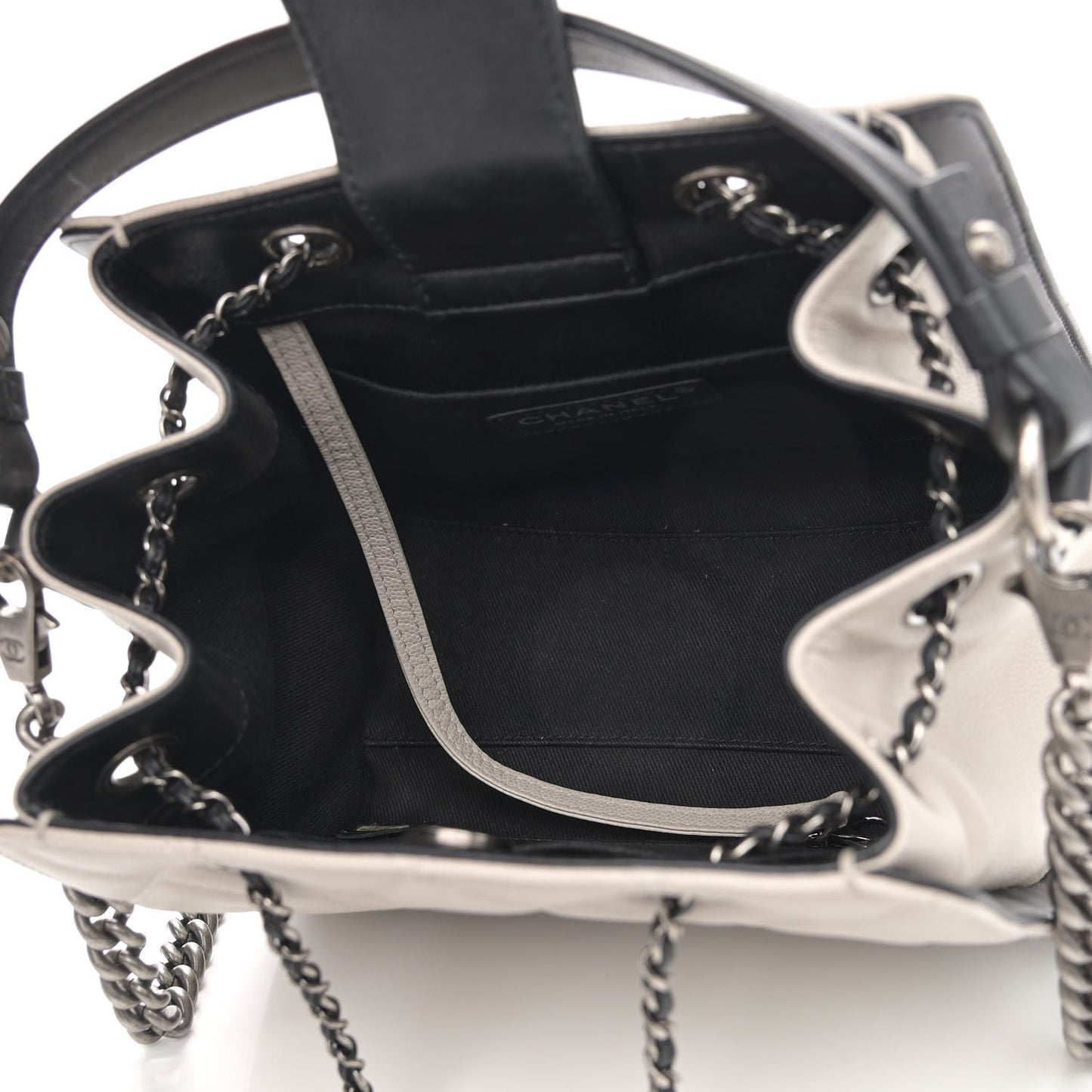 Caviar Quilted Small CC Bucket Bag Grey
