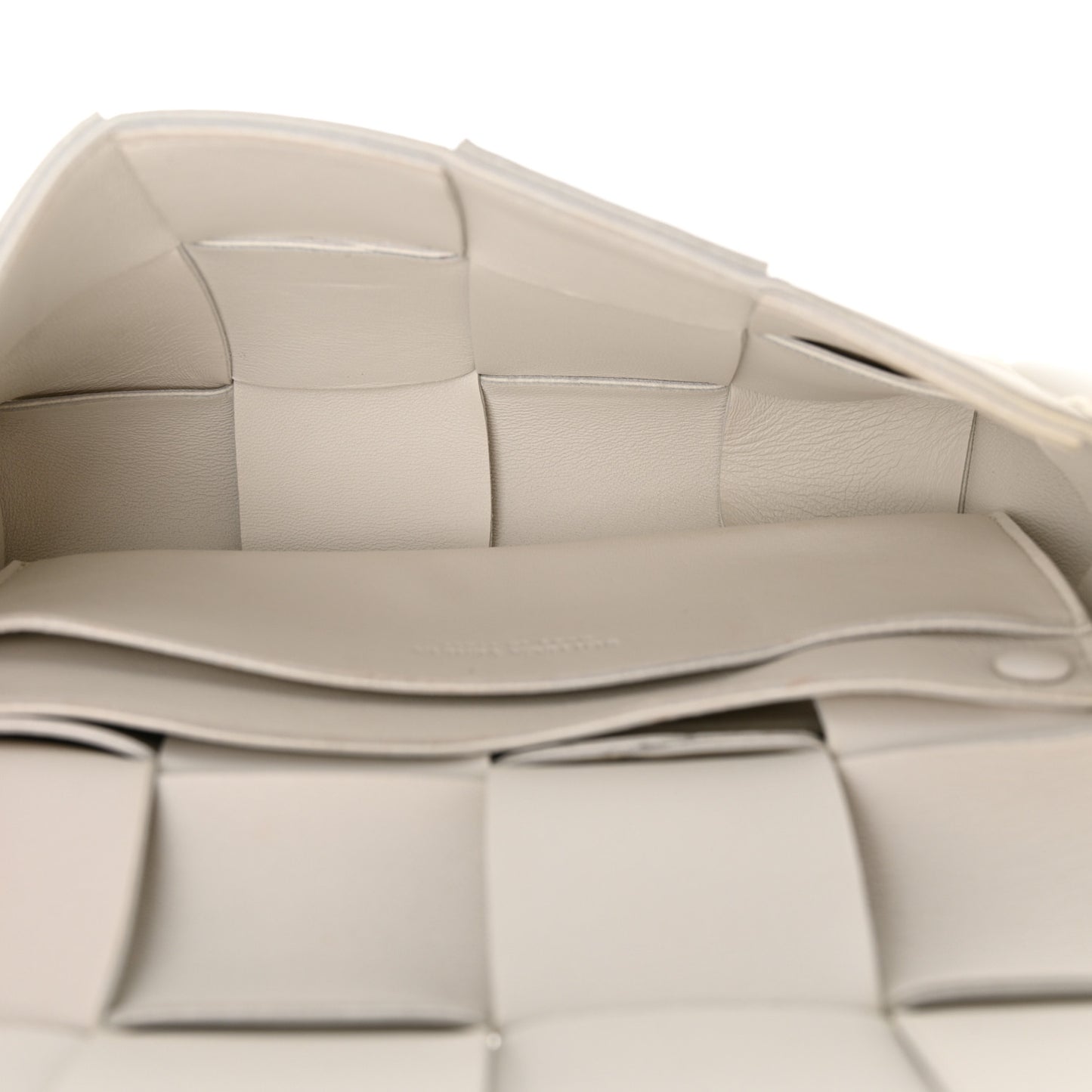Nappa Maxi Intreccio The Belt Cassette Bag White