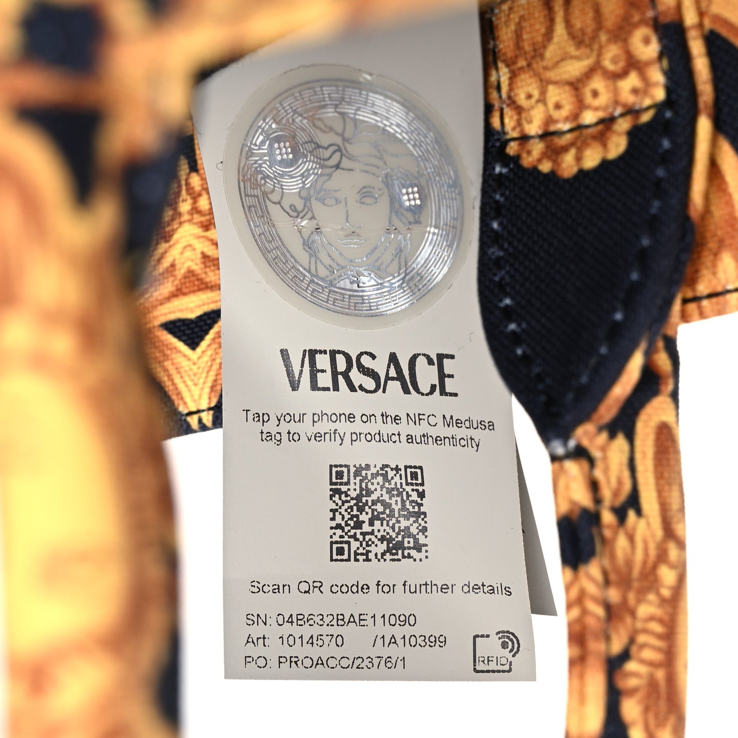Canvas Baroque Print Medusa Small Tote Black