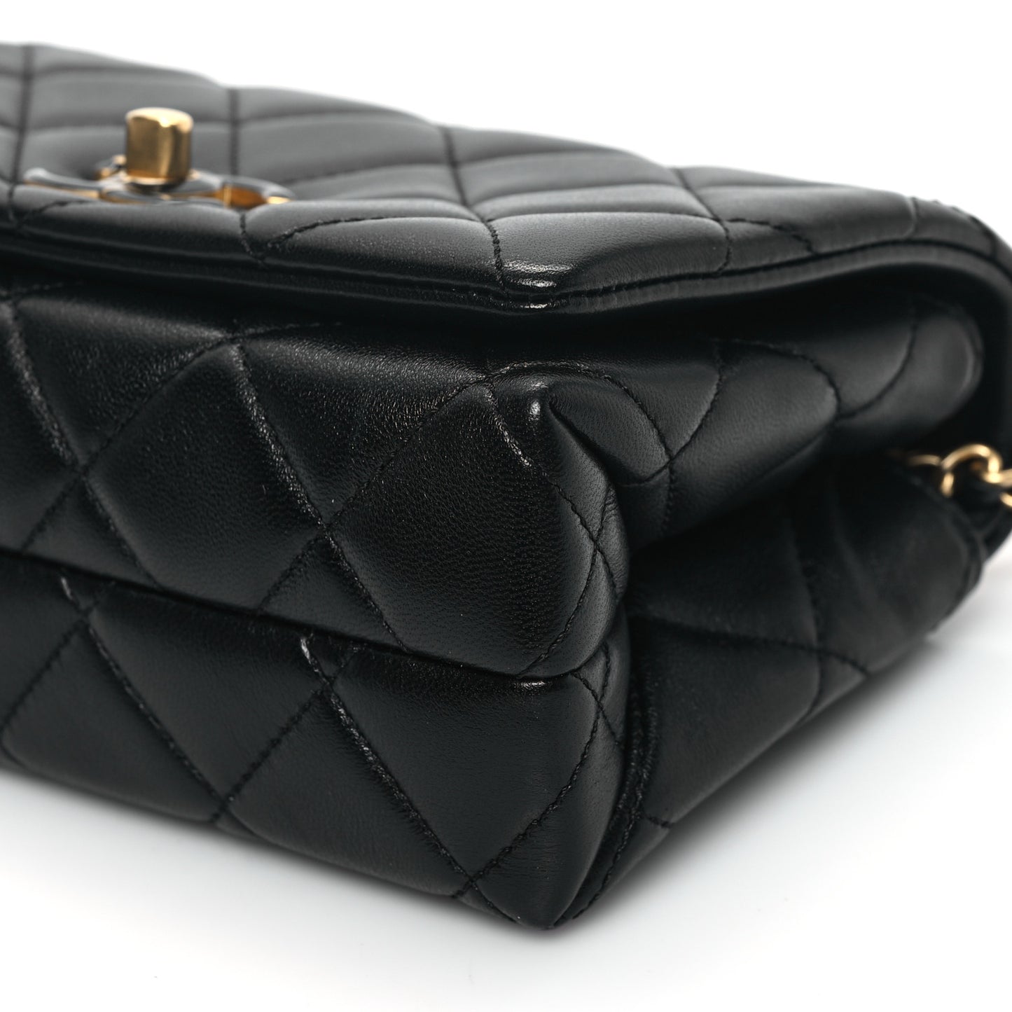 Shiny Lambskin Quilted Enamel CC Mini Flap Black