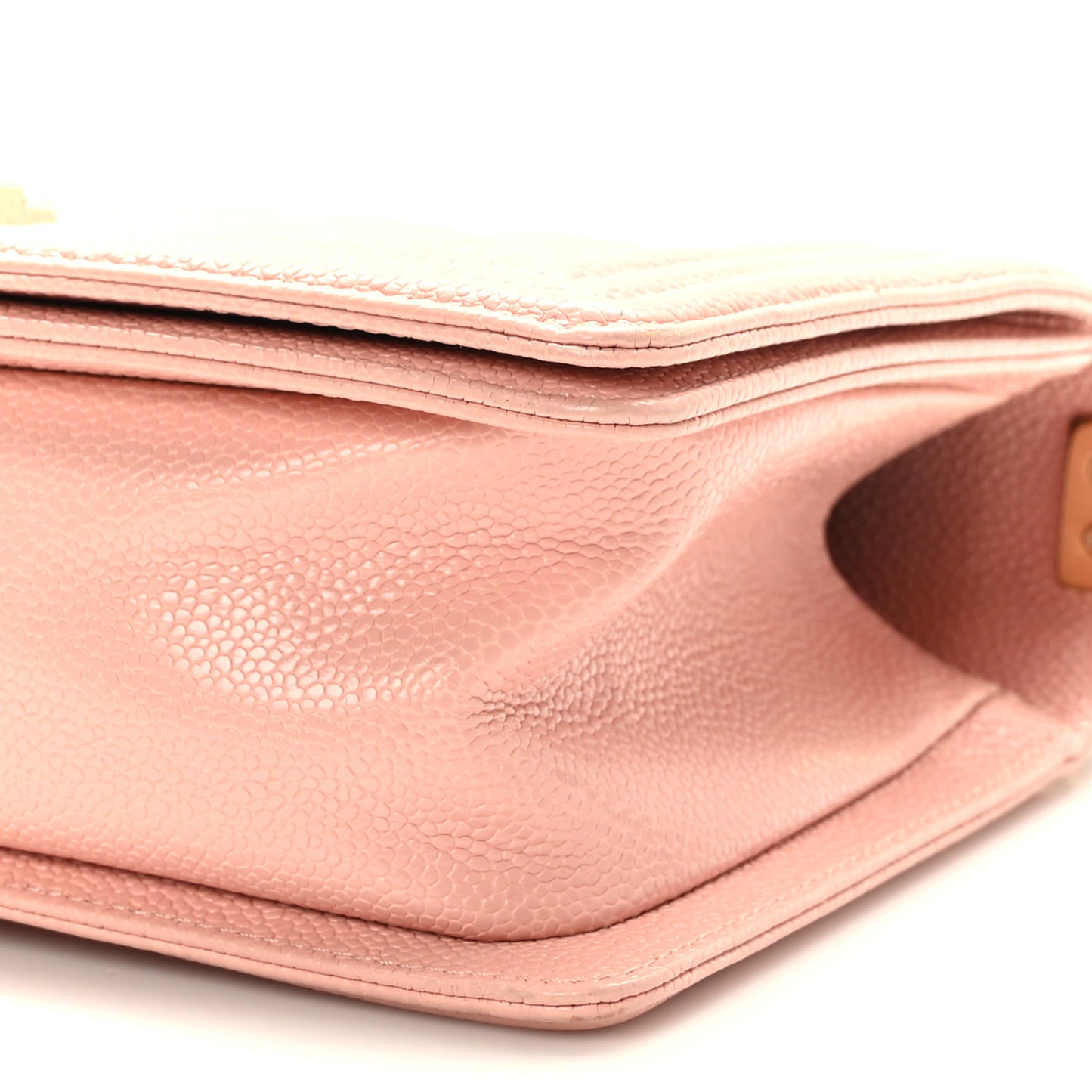 Caviar Quilted Medium Boy Flap Light Pink