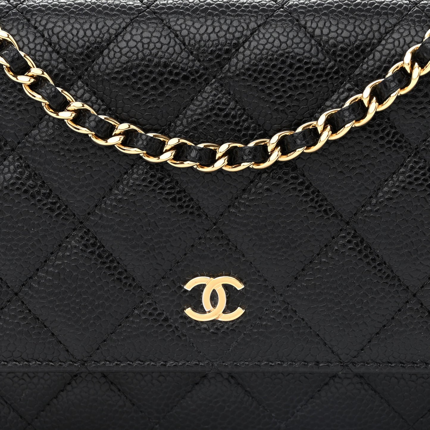 Caviar Quilted Wallet on Chain WOC Black
