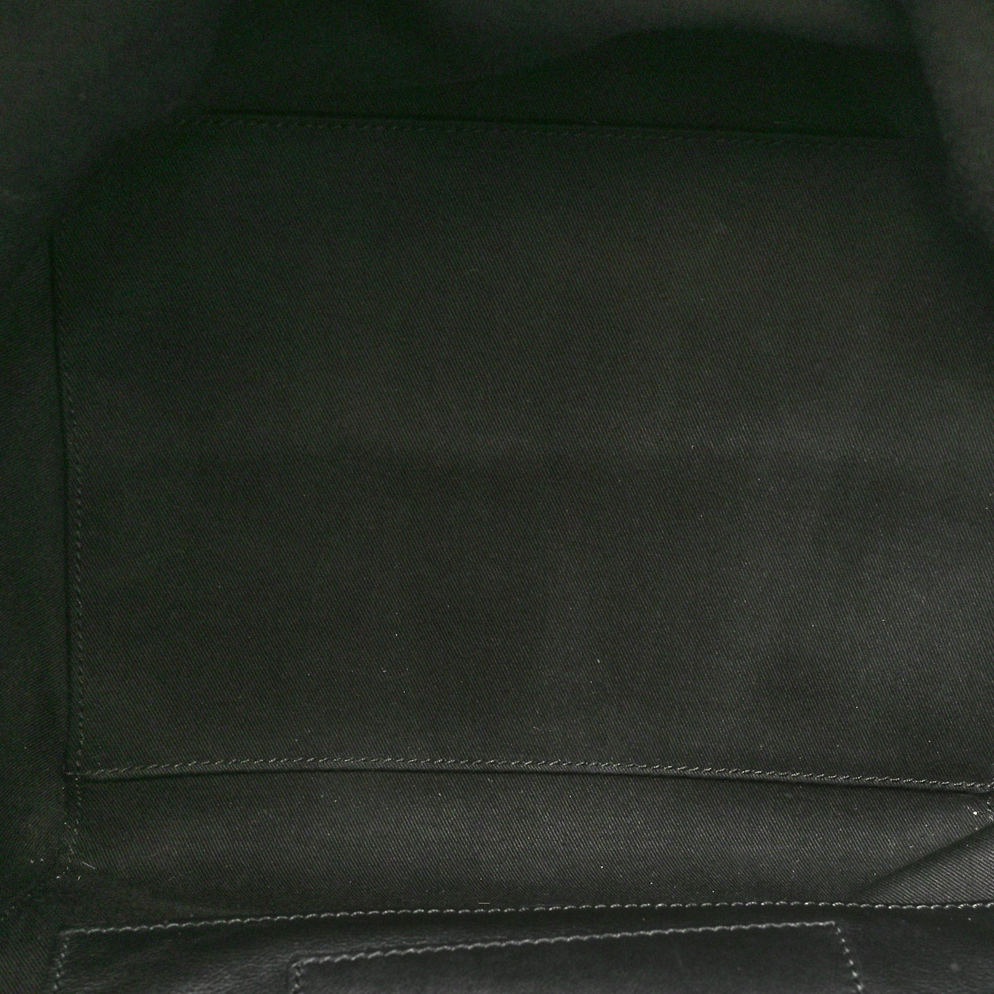 Raffia Calfskin Pipe Bag Black