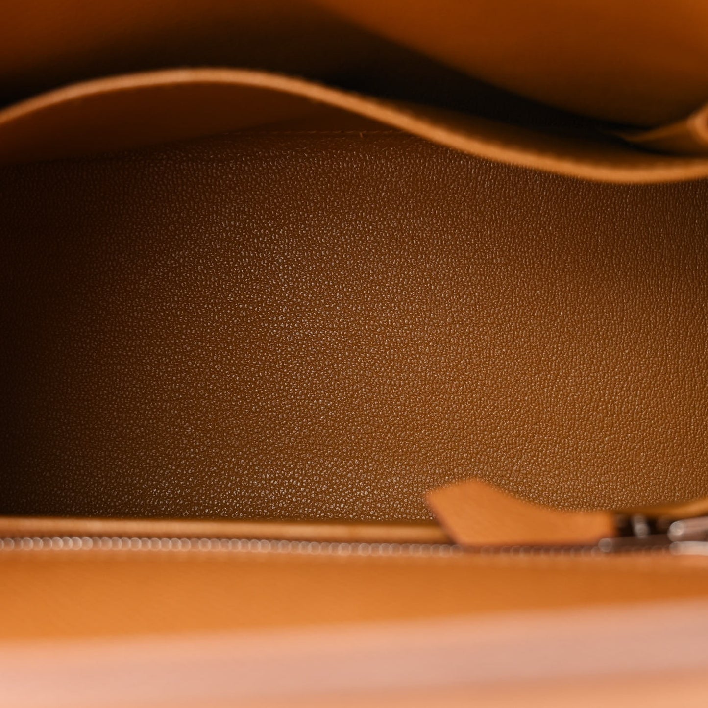 Epsom Kelly Sellier 25 Sesame