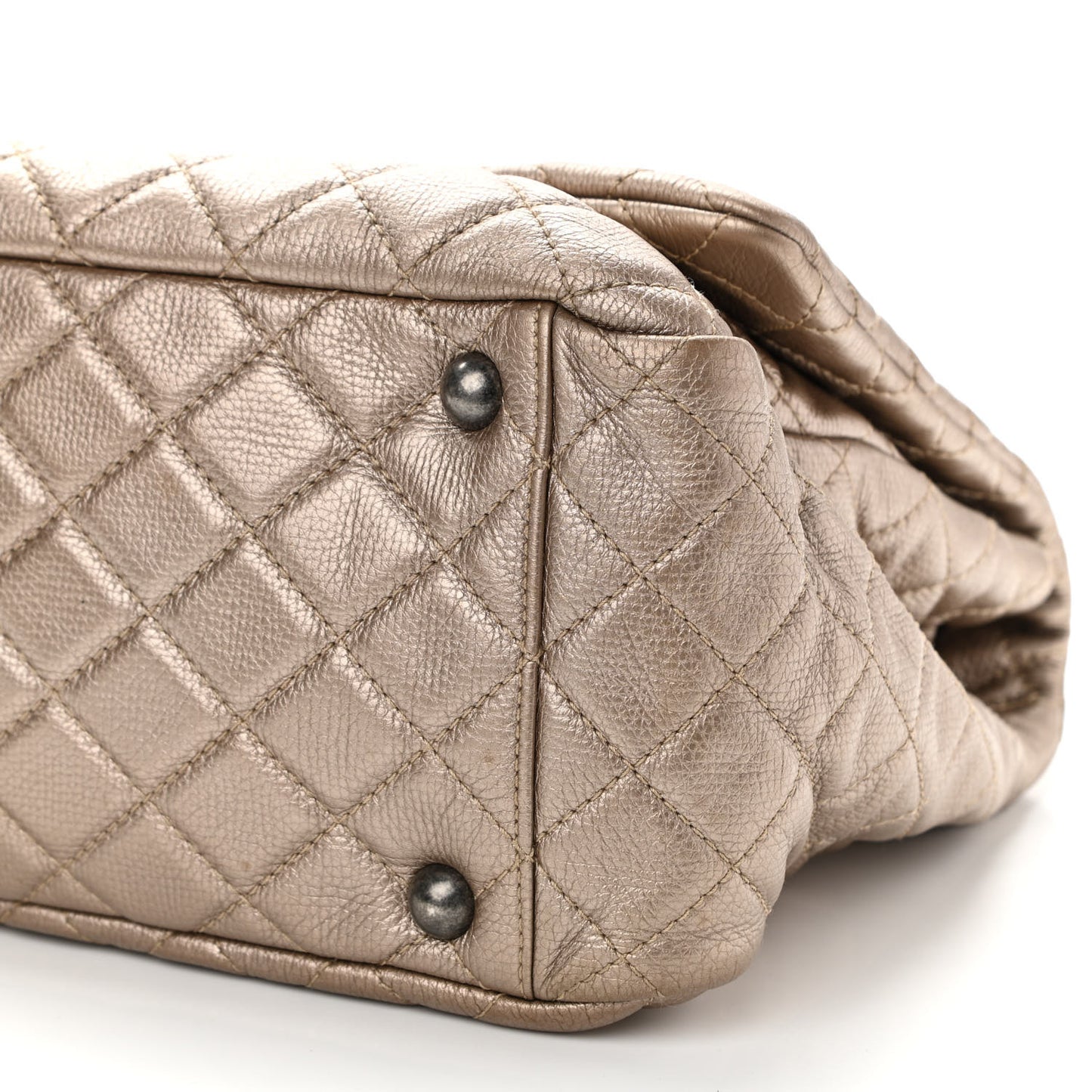 Metallic Calfskin Quilted XXL Travel Flap Bag Gold