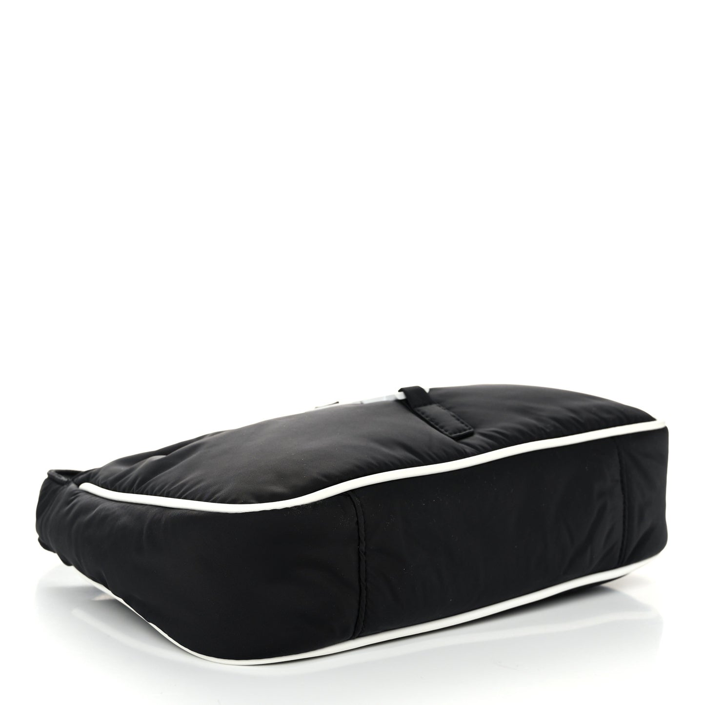 Econyl Nylon Le 5 A 7 Hobo Black White