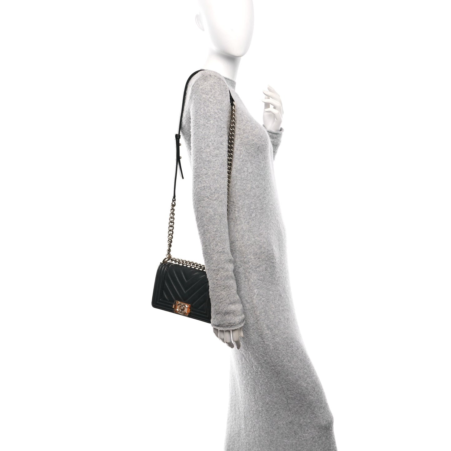 Lambskin Chevron Quilted Small Boy Flap Black