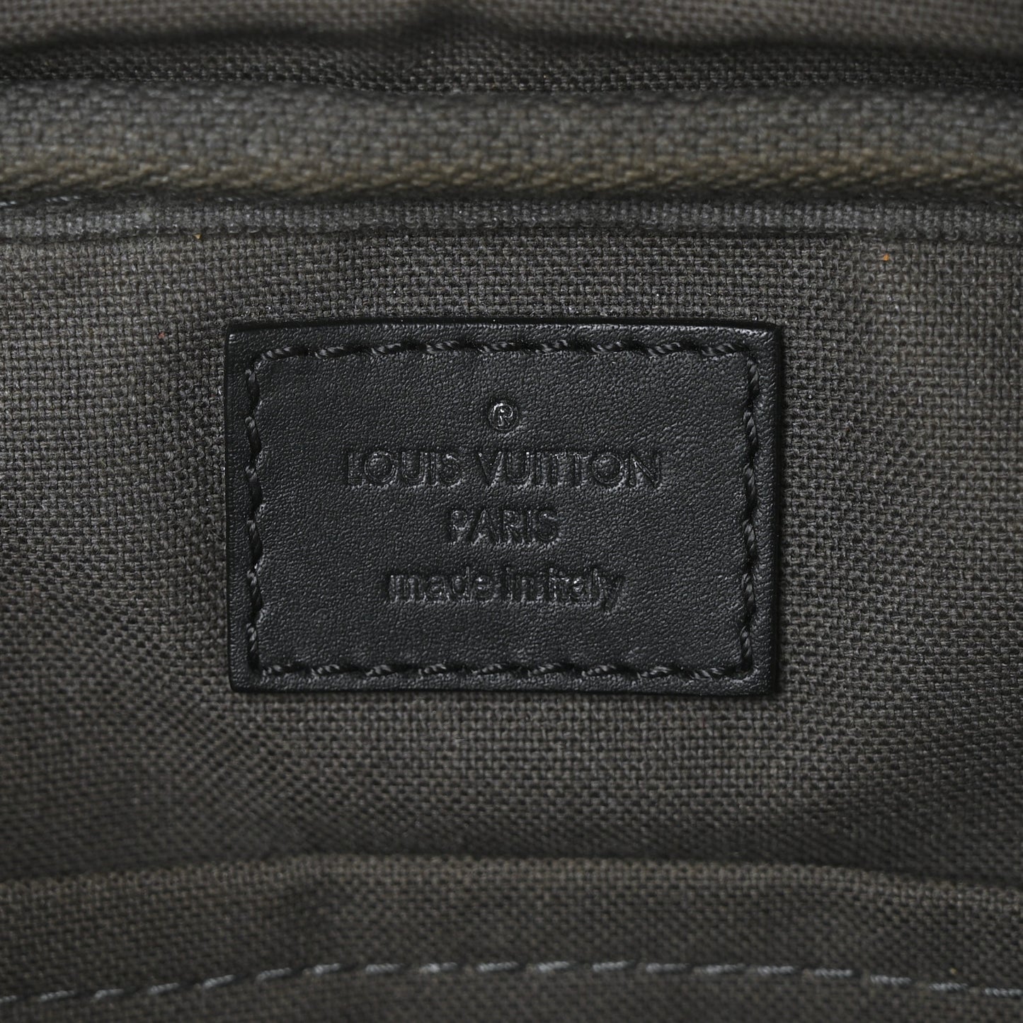 Damier Infini Ambler Onyx