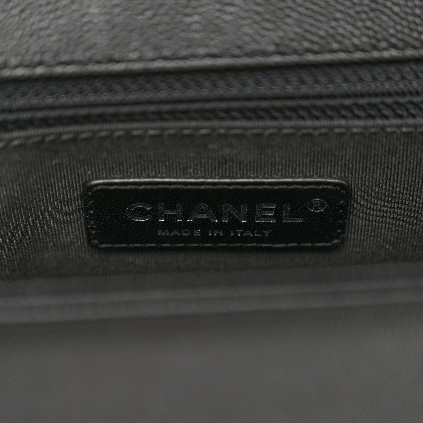 Caviar Quilted New Medium Boy Flap Black