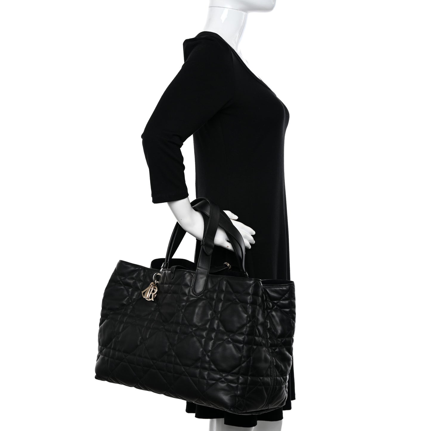 Calfskin Macrocannage Large Toujours Black