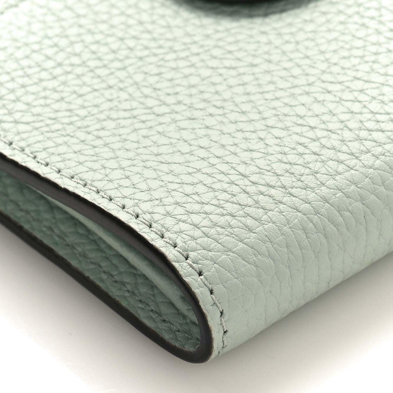 Piuma Calfskin Medium Bamboo Double G Wallet Pale Green