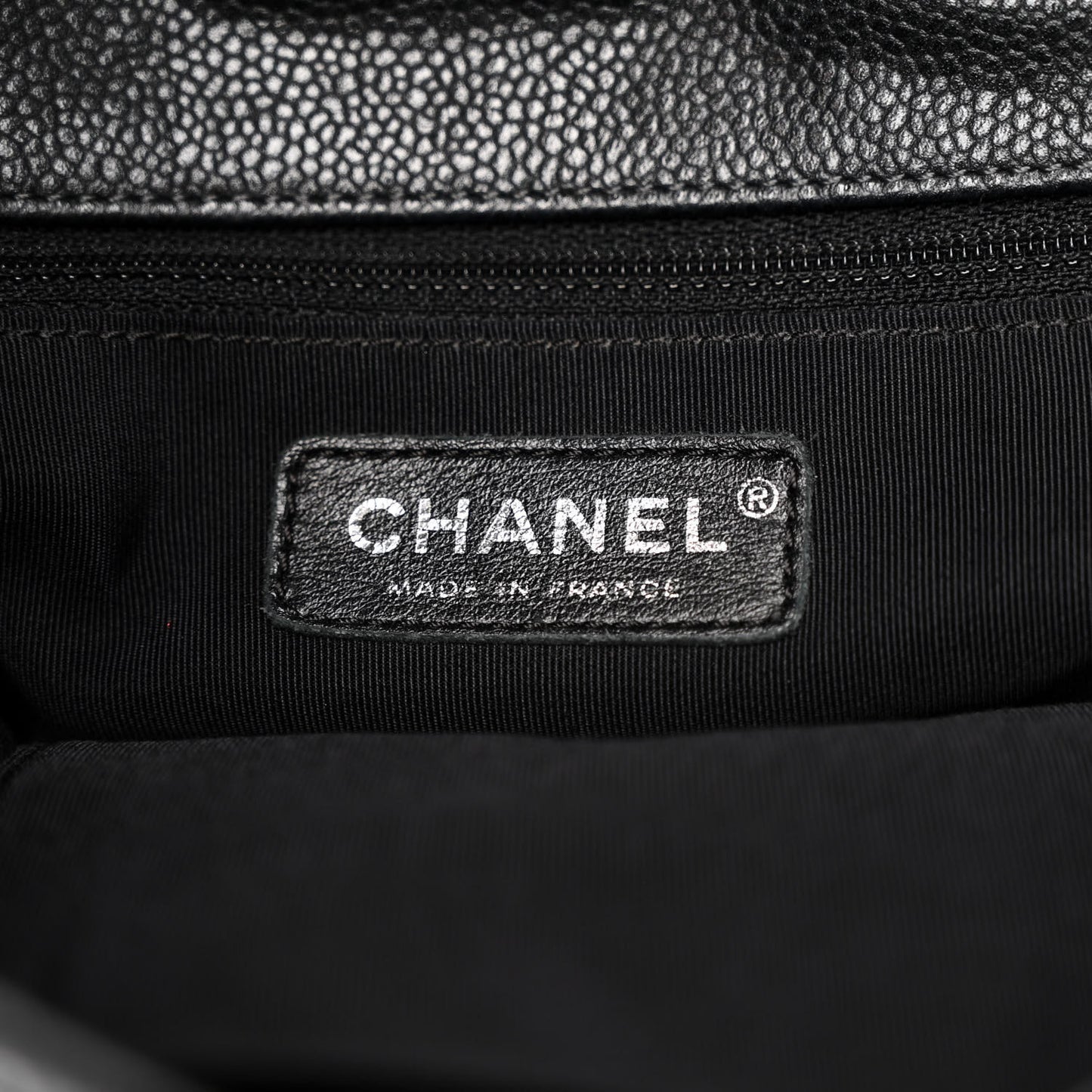 Caviar 31 Hobo Black