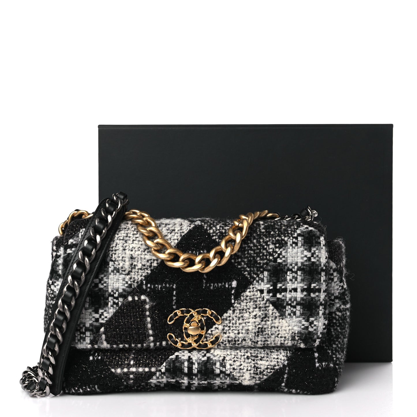 Tweed Quilted Medium Chanel 19 Flap Black White
