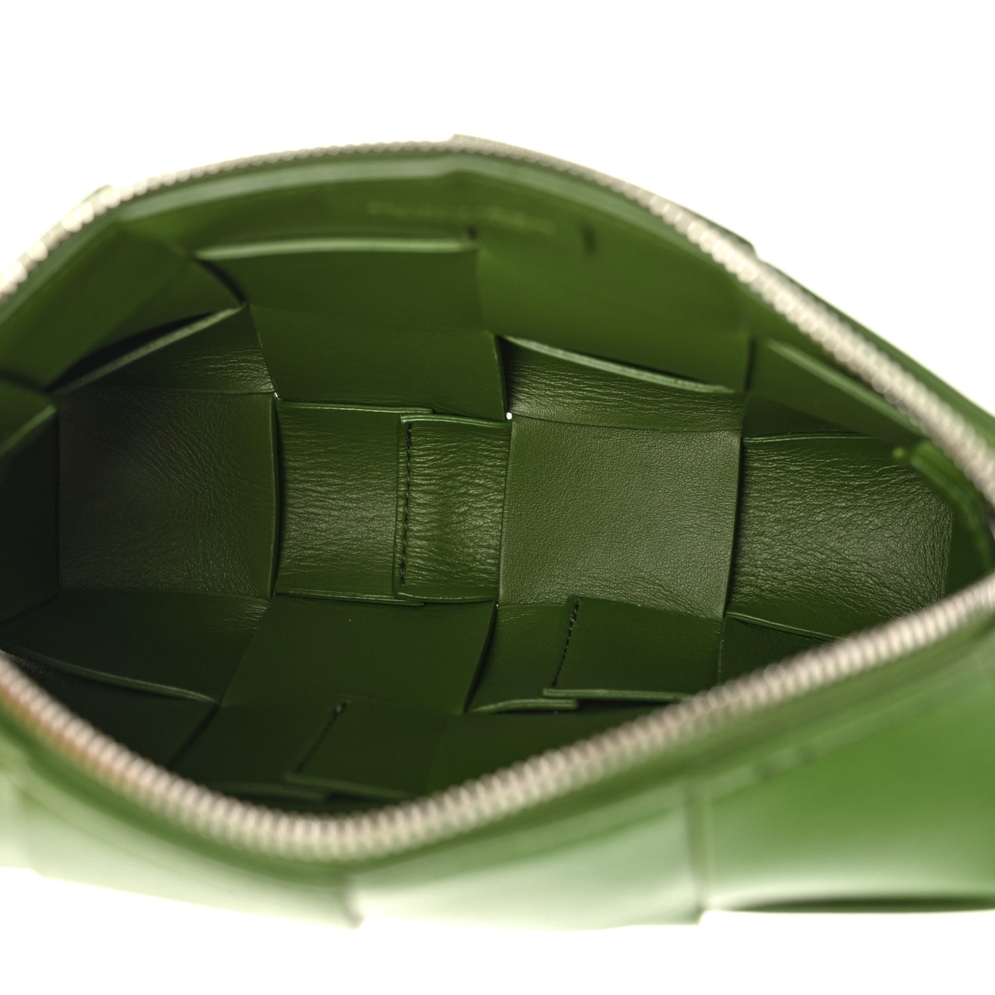 Calfskin Maxi Intrecciato Cassette Camera Bag Avocado