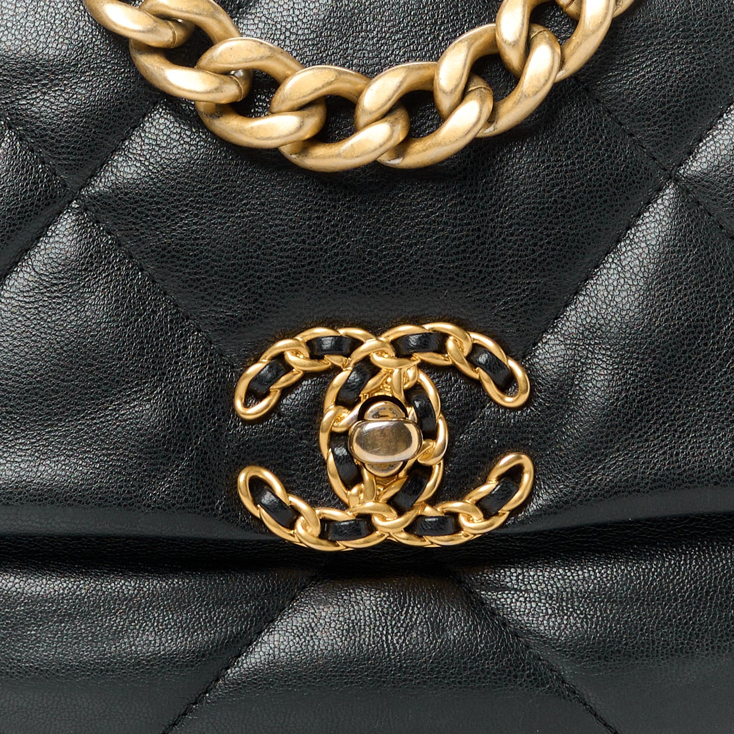 Goatskin Quilted Medium Chanel 19 Flap Black