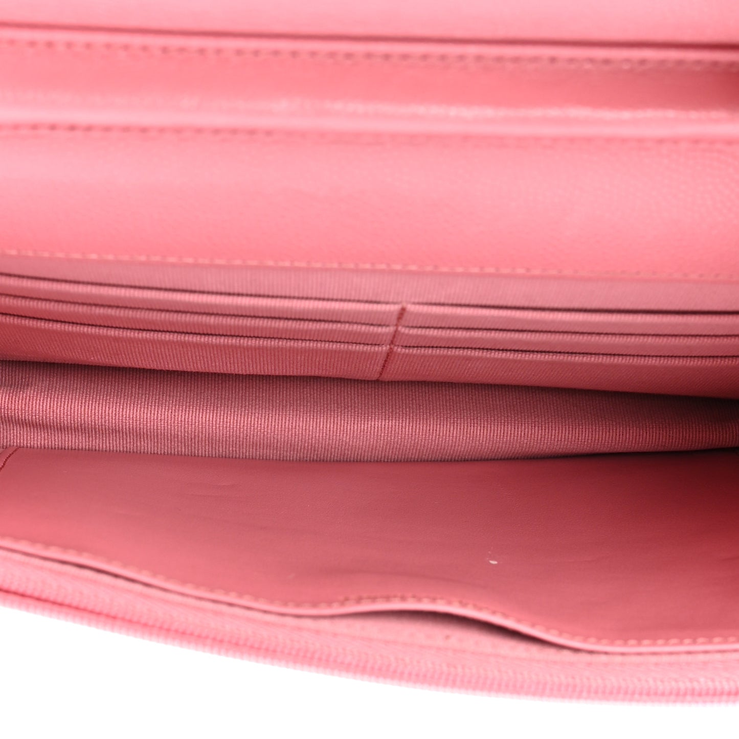 Caviar Quilted Wallet On Chain WOC Dark Pink